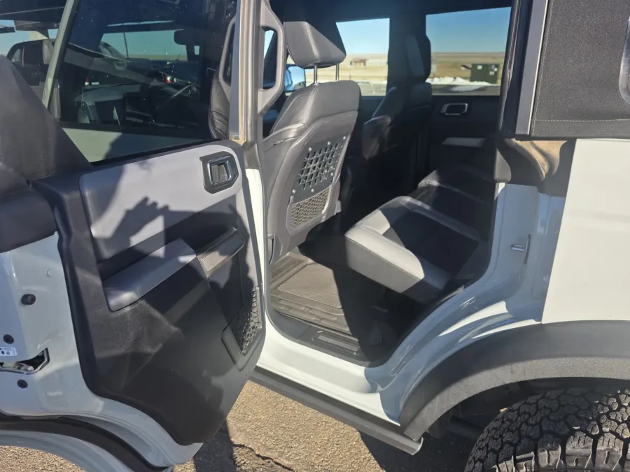 2022 Ford Bronco | Photo 12 of 23