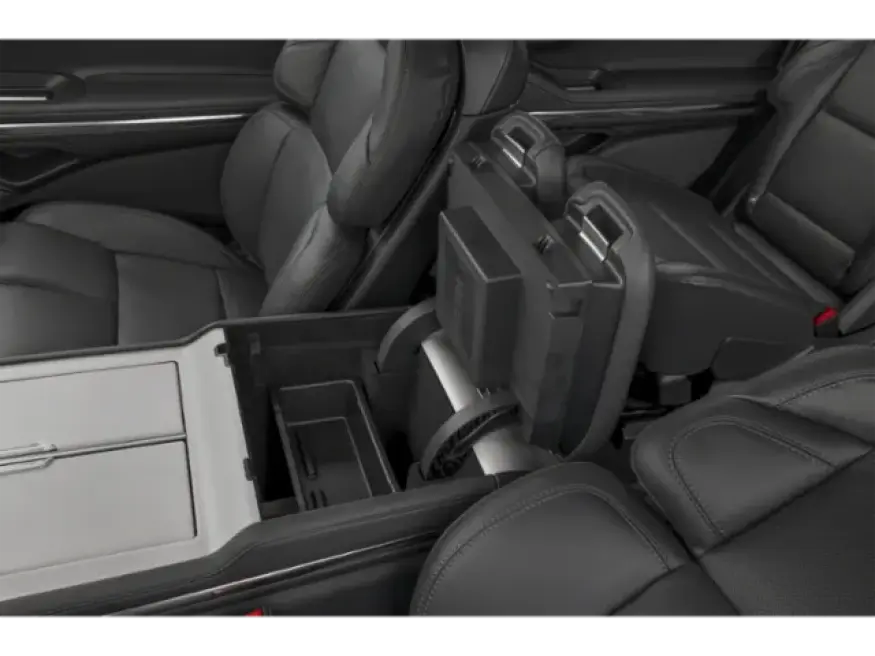 2026 Lincoln Navigator | Photo 10 of 13
