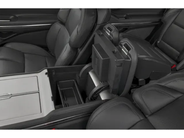 2026 Lincoln Navigator | Photo 10 of 13