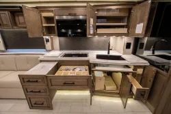 2026 Newmar London Aire 4551 | Thumbnail Photo 22 of 40