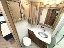 2022 Newmar Bay Star 3626 | Thumbnail Photo 14 of 30