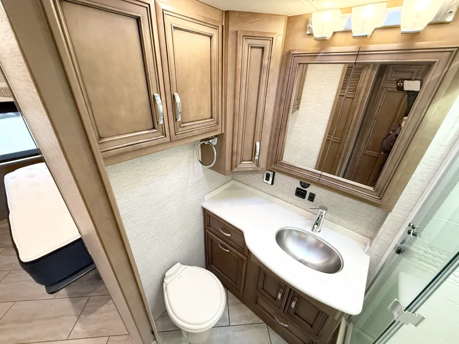 2022 Newmar Bay Star 3626 | Photo 14 of 30