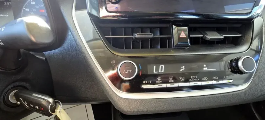 2024 Toyota Corolla | Photo 21 of 28