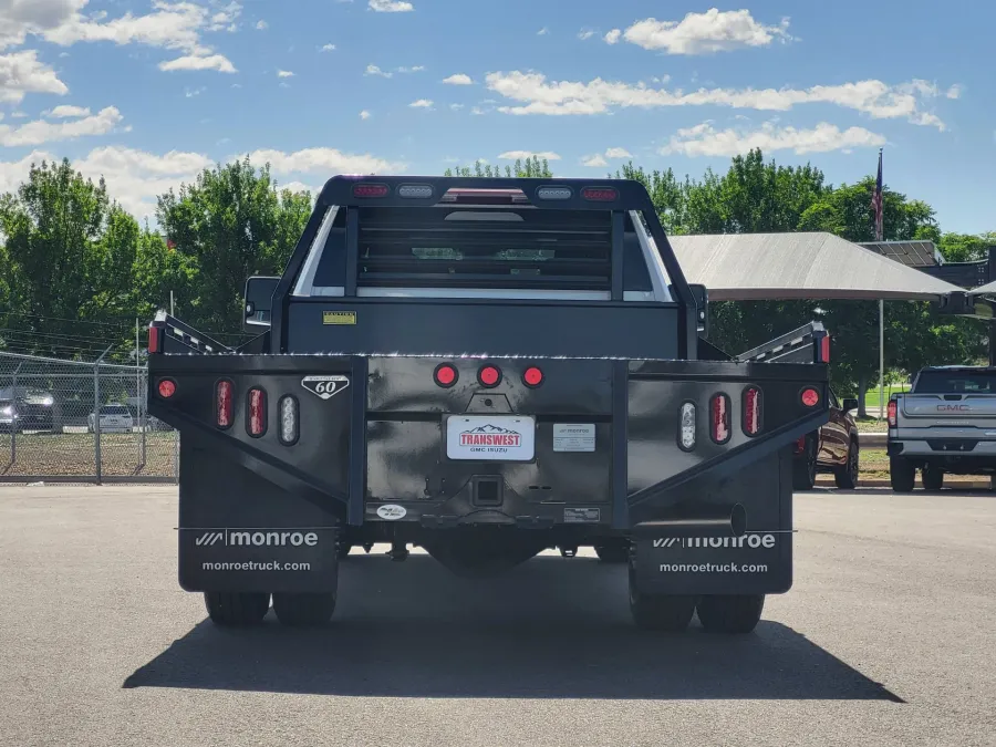 2026 GMC Sierra 3500HD CC Pro | Photo 5 of 23