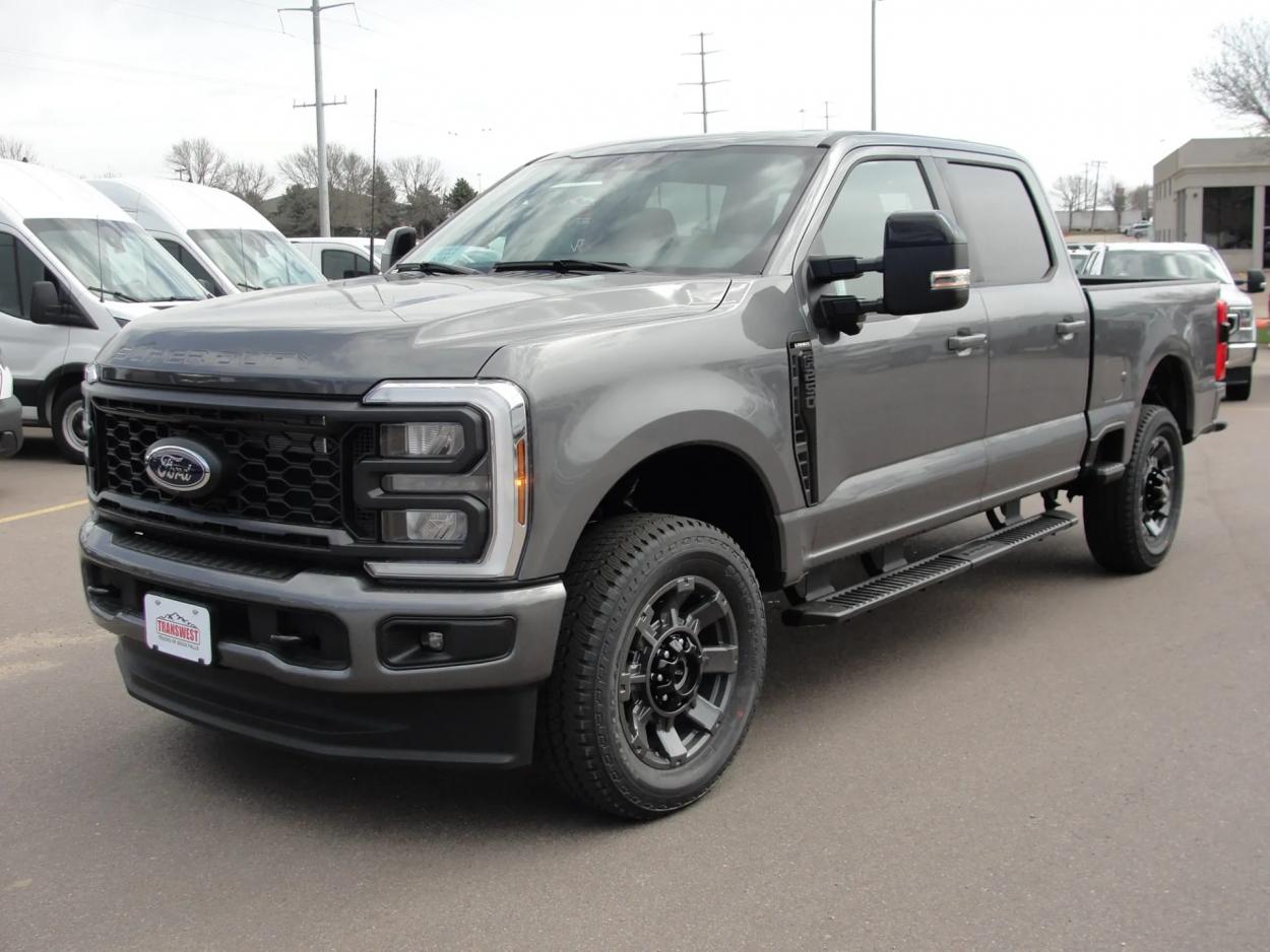 2024 Ford F-350 | Photo 1 of 46