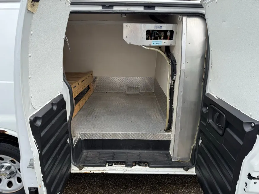2012 Chevrolet Express 1500 Work Van | Photo 9 of 19