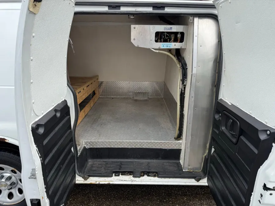 2012 Chevrolet Express 1500 Work Van | Photo 9 of 19