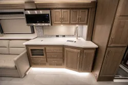 2026 Renegade Verona LE 40LTS | Thumbnail Photo 19 of 29