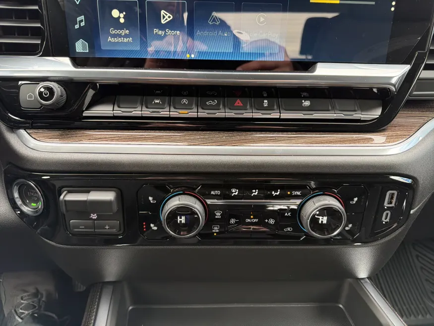 2026 Chevrolet Silverado 1500 LT | Photo 17 of 20