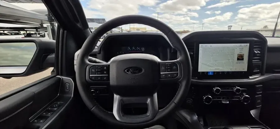 2026 Ford F-150 | Photo 15 of 28