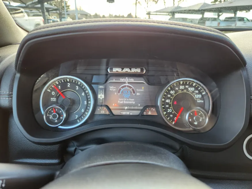 2025 RAM 1500 Laramie | Photo 20 of 28