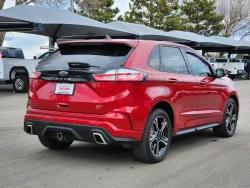 2021 Ford Edge ST | Thumbnail Photo 4 of 27