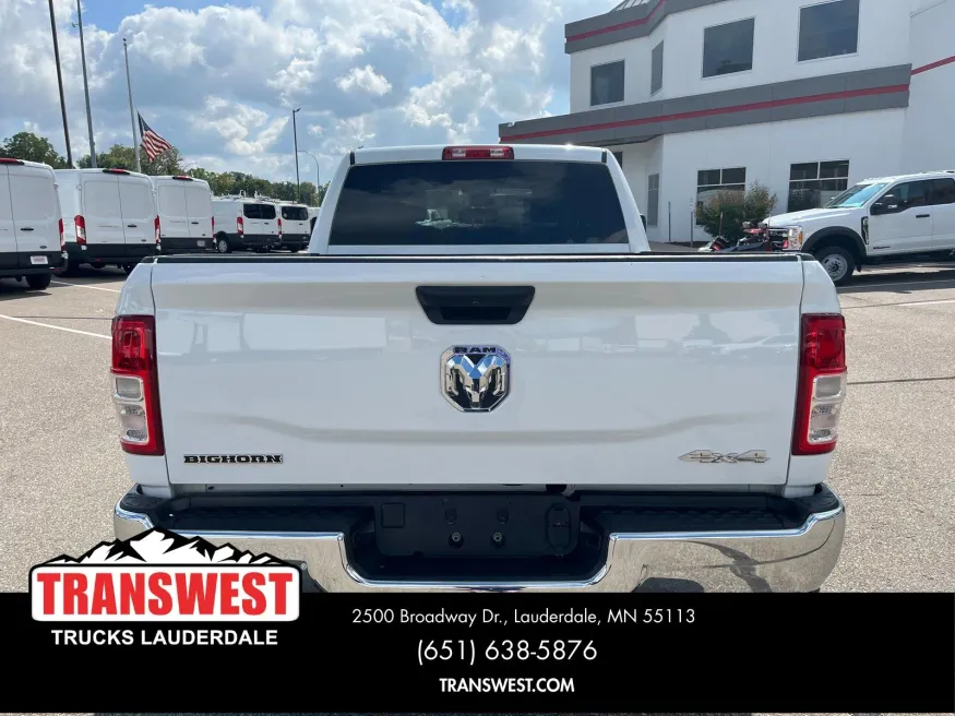 2024 RAM 2500 Big Horn | Photo 13 of 21