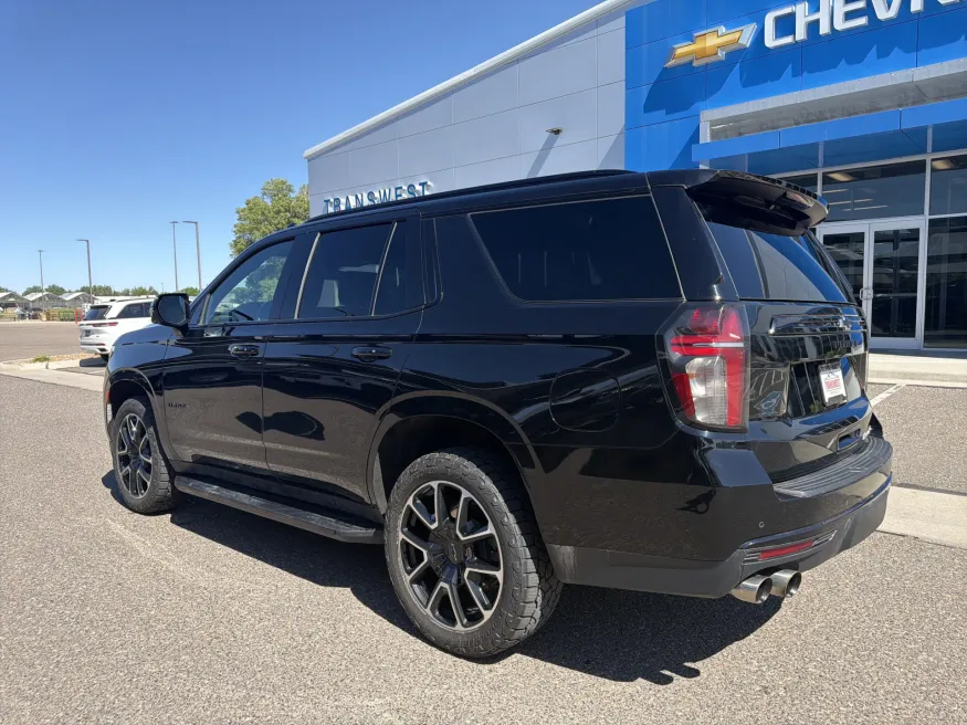 2023 Chevrolet Tahoe RST | Photo 2 of 23