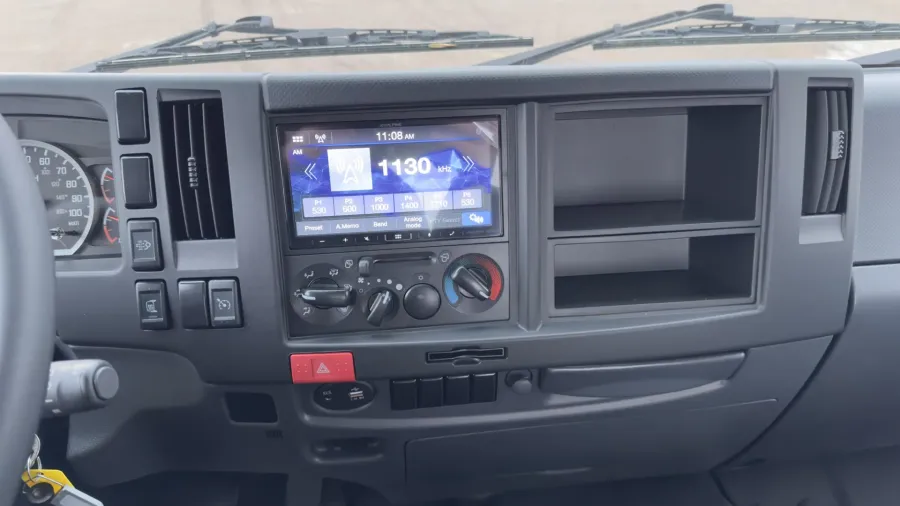 2025 Isuzu FVR | Photo 14 of 17