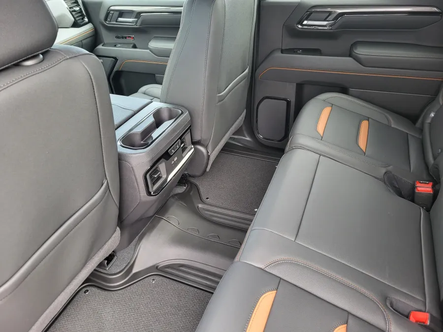 2026 GMC Sierra 1500 AT4 | Photo 24 of 27