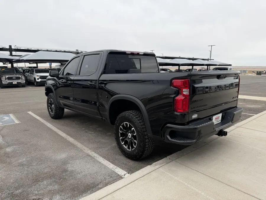 2024 Chevrolet Silverado 1500 ZR2 | Photo 4 of 20