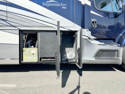 2023 Newmar Supreme Aire 4530 | Thumbnail Photo 26 of 36