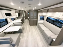 2026 Newmar Northern Star 3418 | Thumbnail Photo 2 of 23