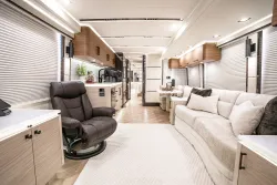 2026 Emerald Luxury Coaches Prevost H3-45 Triple Slide | Thumbnail Photo 4 of 23