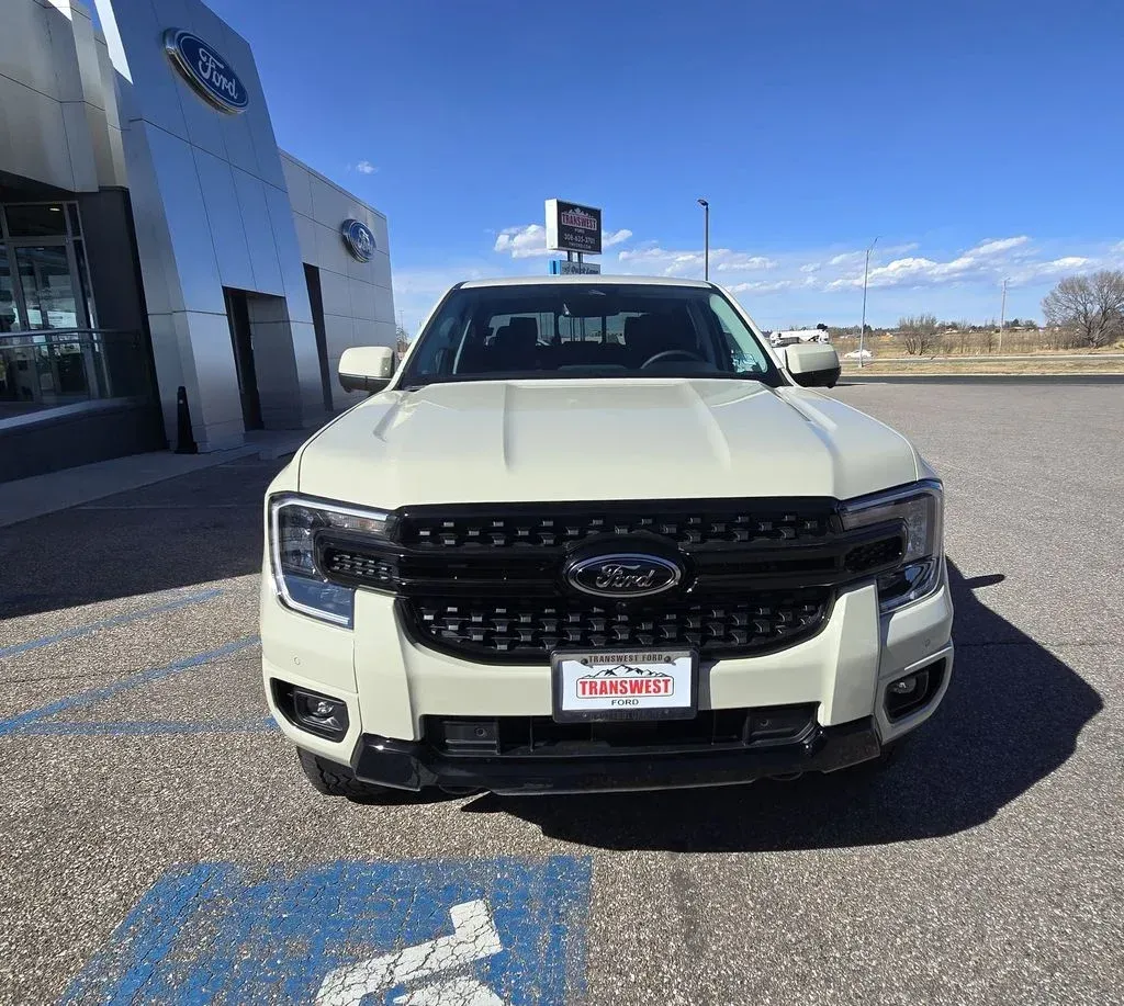 2026 Ford Ranger | Photo 2 of 30