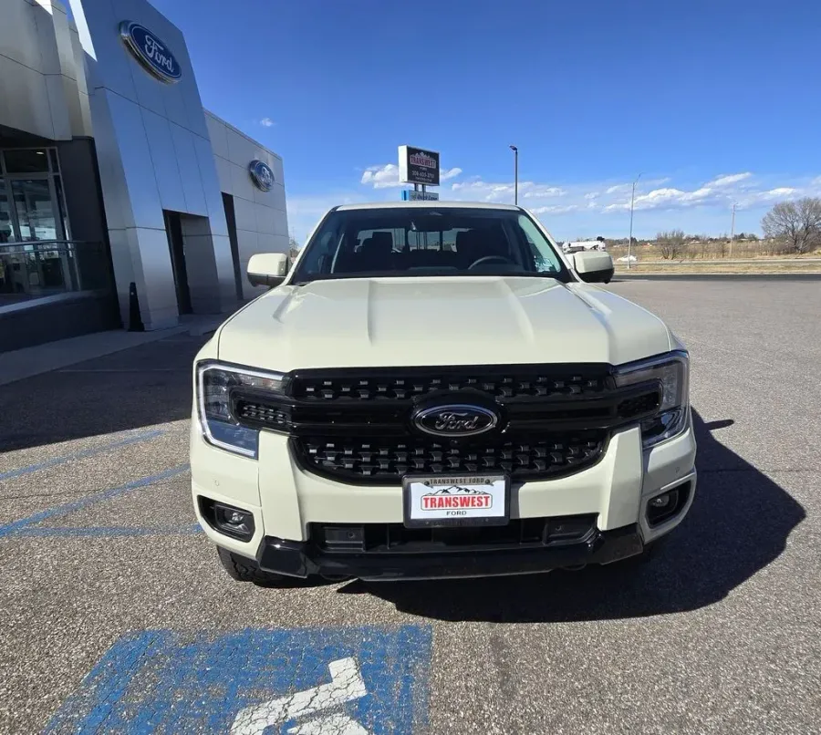 2026 Ford Ranger | Photo 2 of 30
