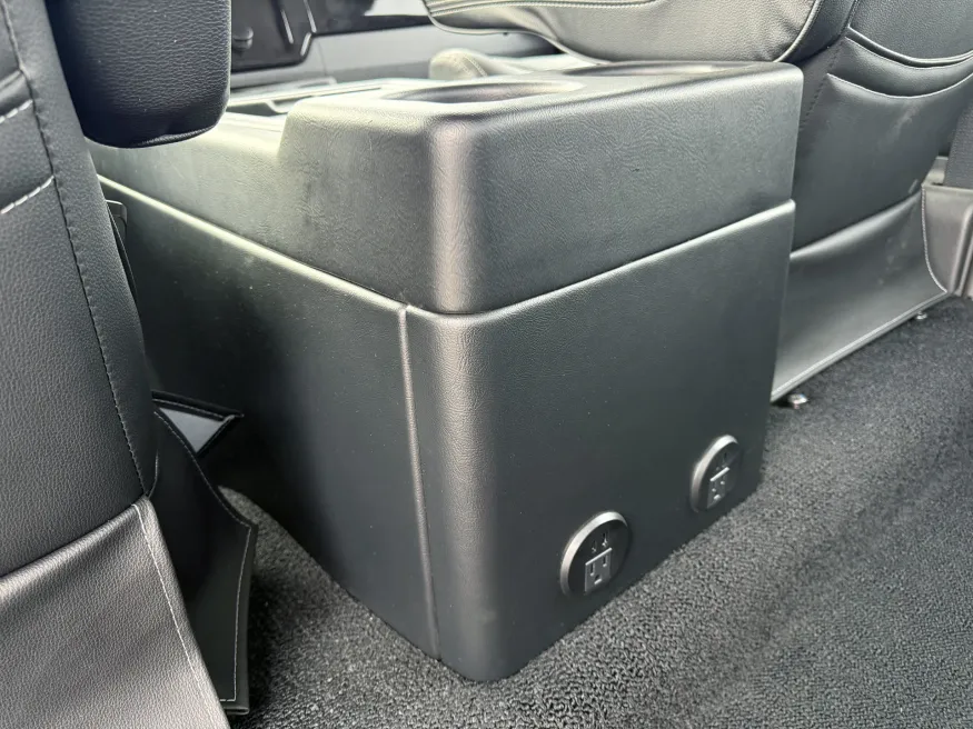 2025 Freightliner M2 106 Plus Summit Hauler | Photo 12 of 24