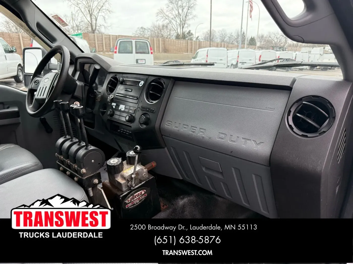 2011 Ford Super Duty F-450 XL | Photo 5 of 20