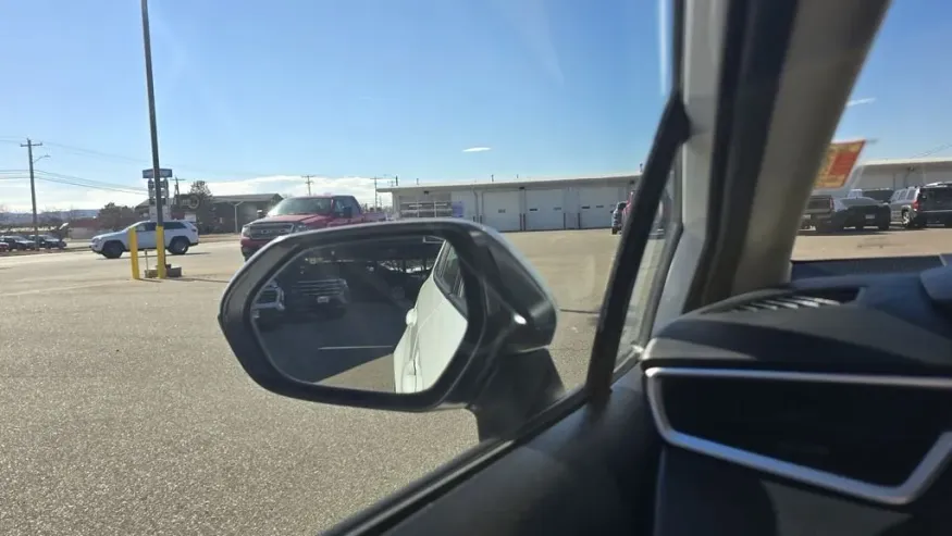 2024 Toyota Corolla | Photo 10 of 28