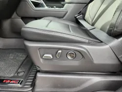 2026 GMC Sierra 3500HD Denali | Thumbnail Photo 9 of 31