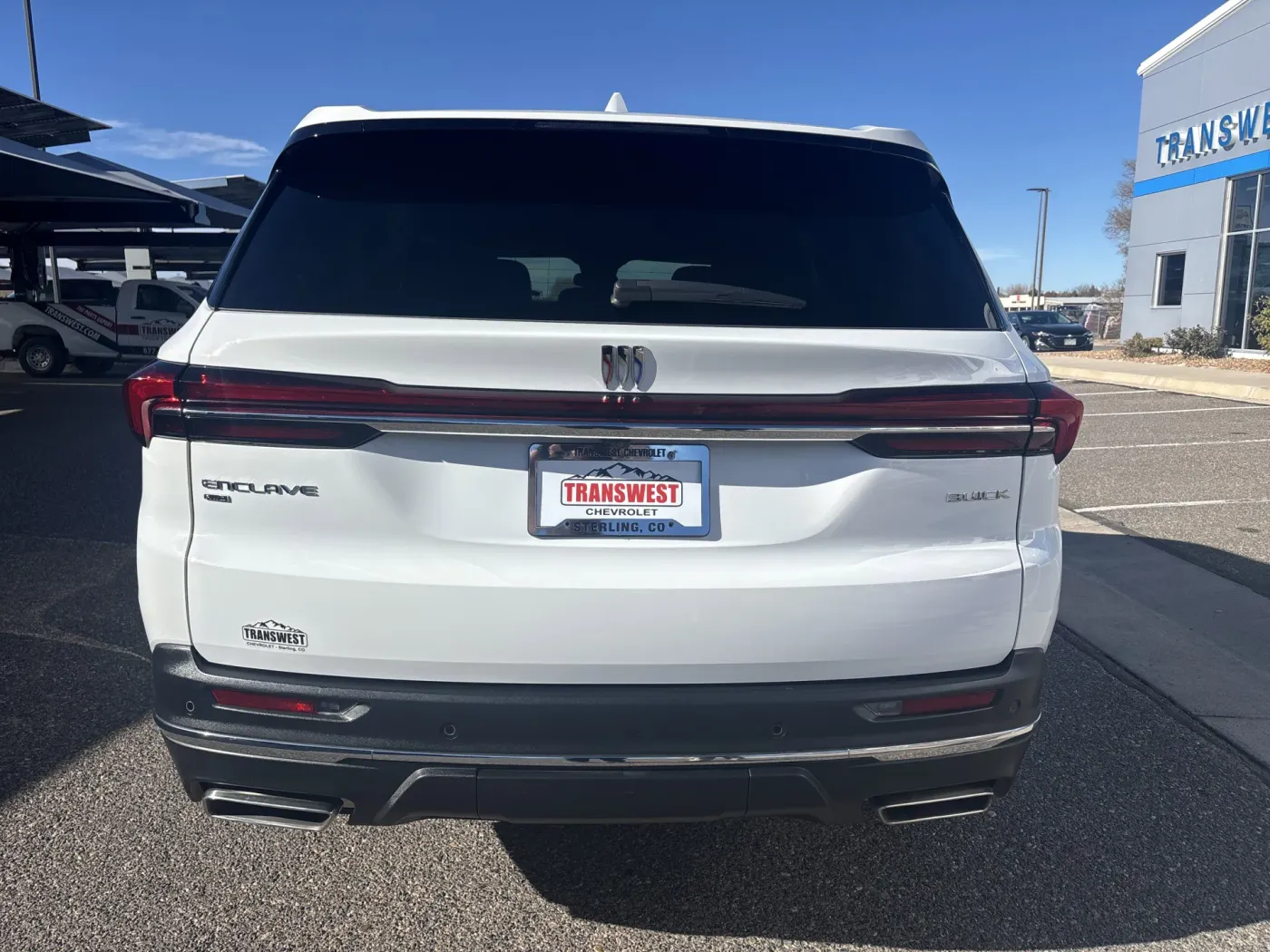 2025 Buick Enclave Preferred | Photo 3 of 24