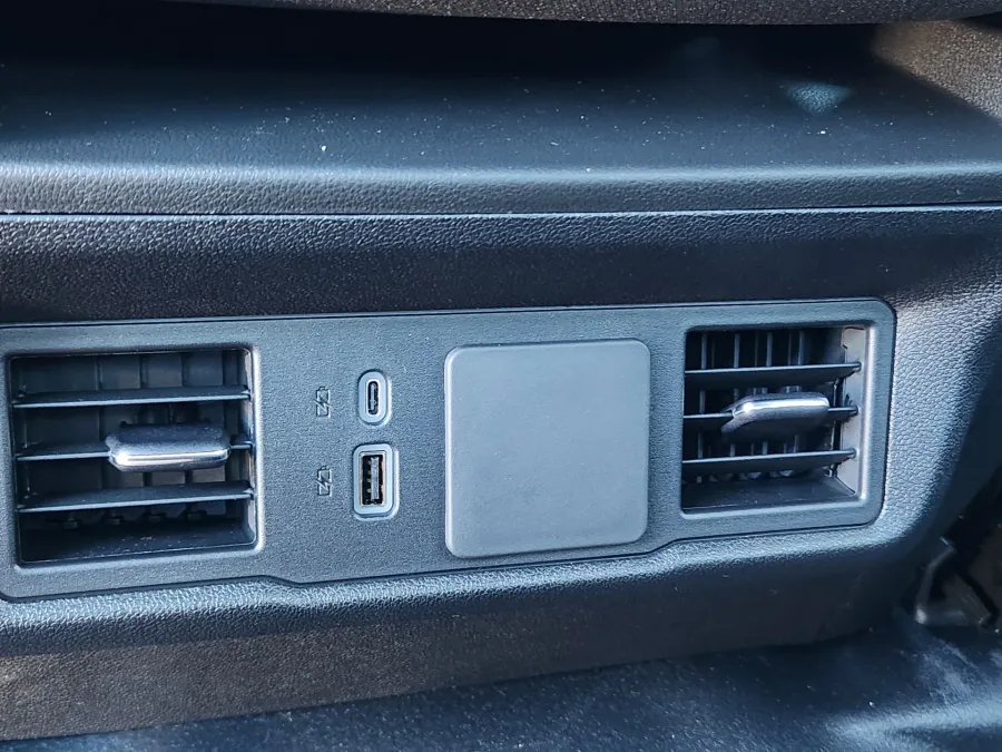 2026 GMC Sierra 2500HD Pro | Photo 19 of 22