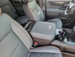 2026 GMC Yukon AT4 | Thumbnail Photo 12 of 26