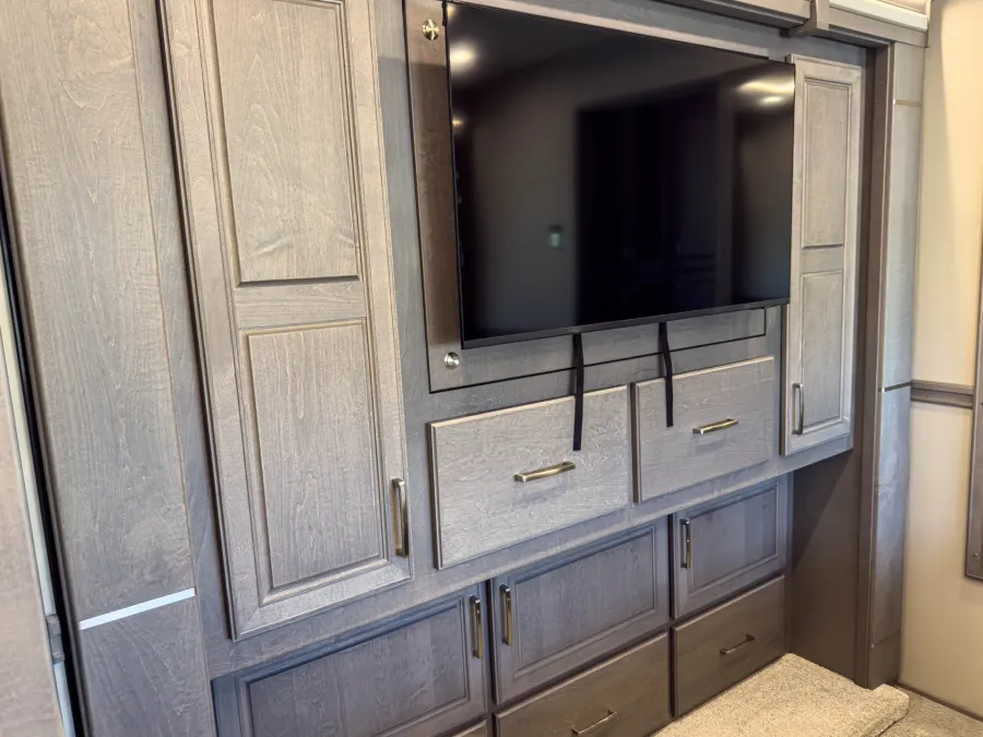 2026 Renegade Classic 45CMR | Photo 25 of 29