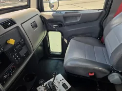 2022 Peterbilt 337 | Thumbnail Photo 18 of 23
