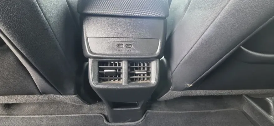 2025 Chevrolet Equinox | Photo 26 of 28