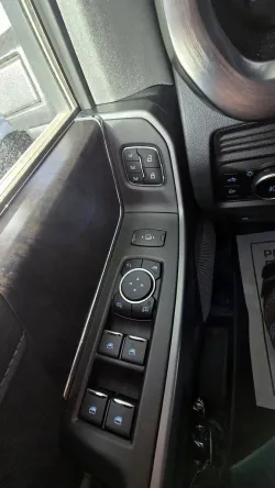 2026 Ford Super Duty F-250 | Thumbnail Photo 16 of 38