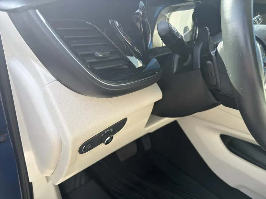 2022 Buick Envision Preferred | Photo 13 of 21