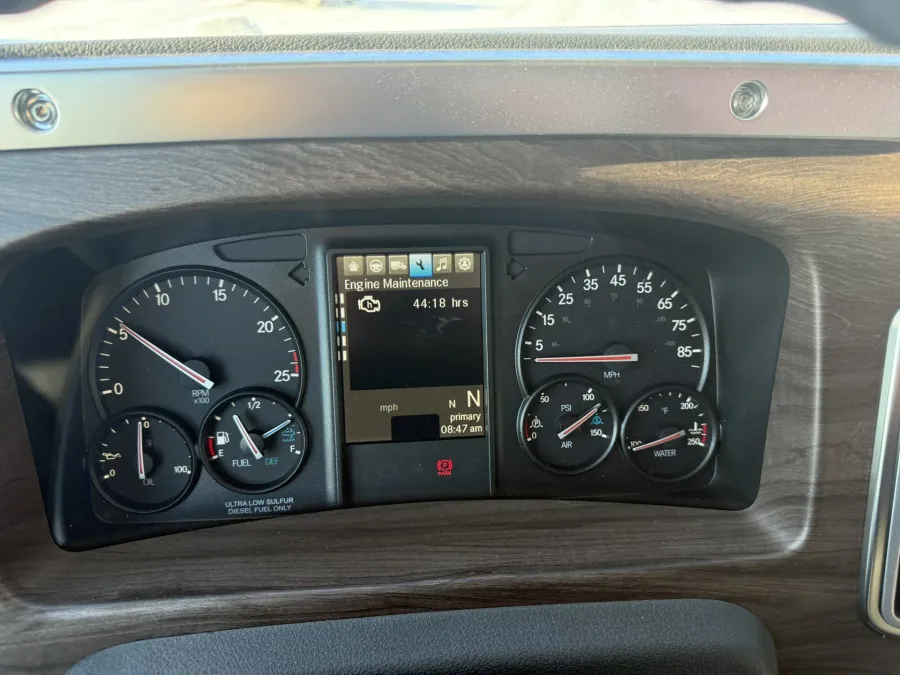 2026 Western Star 47X | Photo 12 of 15