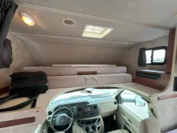 2014 Winnebago Access 31J | Thumbnail Photo 11 of 38
