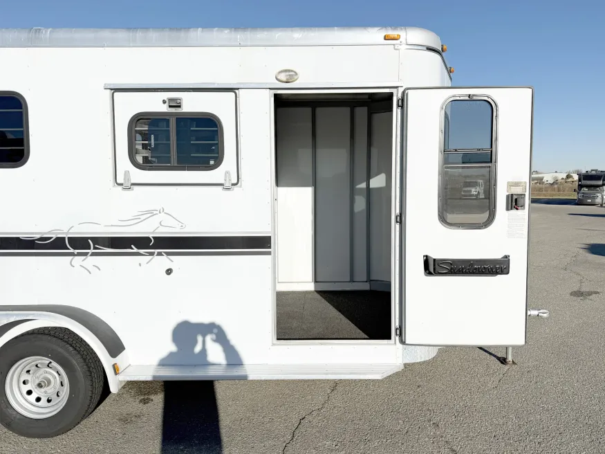 2001 Sundowner 2HBP | Photo 3 of 13