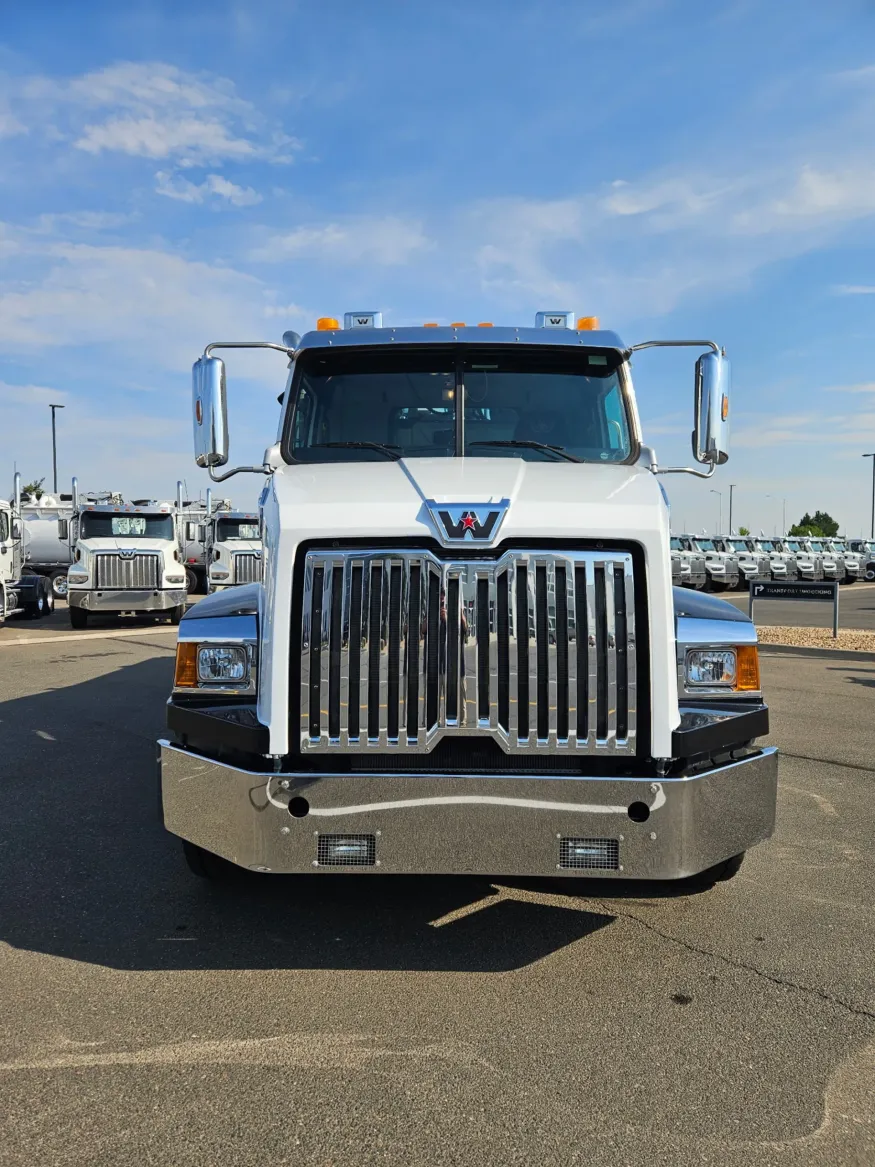 2021 Rival T7 | Photo 5 of 9