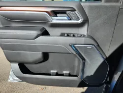 2026 GMC Sierra 2500HD Denali | Thumbnail Photo 5 of 32