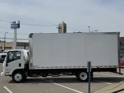 2025 Isuzu NRR GAS | Thumbnail Photo 4 of 21