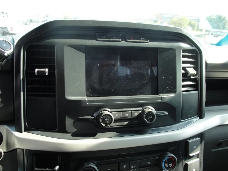 2022 Ford F-150 | Photo 7 of 11