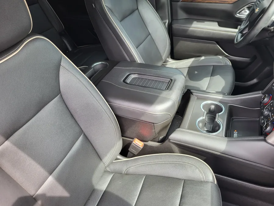 2023 Chevrolet Tahoe Premier | Photo 12 of 27