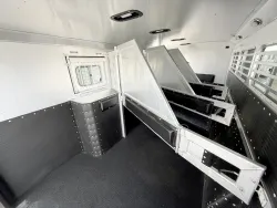 2023 Platinum Coach 4HBP | Thumbnail Photo 10 of 16