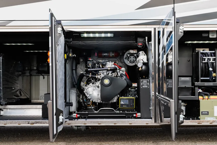 2026 Emerald Luxury Coaches Prevost H3-45 Quad Slide | Photo 26 of 34