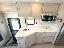 2026 Renegade Verona 40VRB | Thumbnail Photo 10 of 31