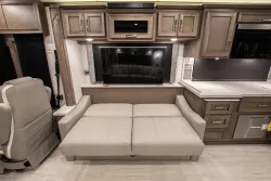 2026 Newmar Ventana 4369 | Thumbnail Photo 16 of 30